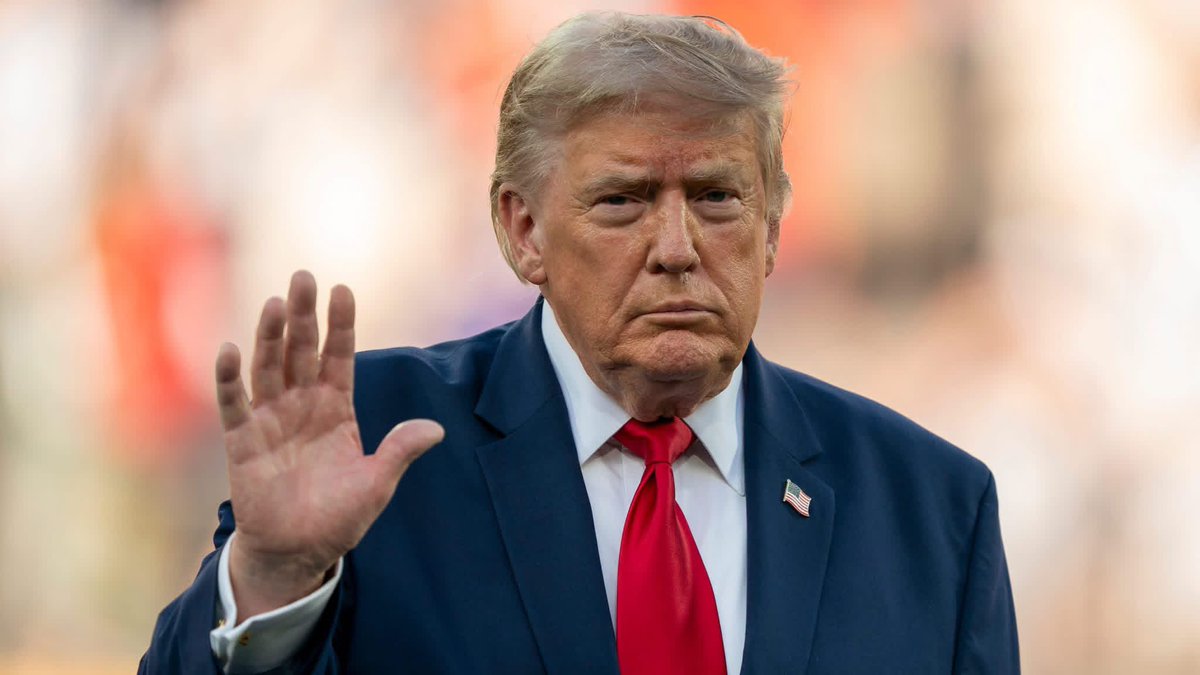barrrontruump's tweet photo. Amid rising tensions with Iran, Trump said he ordered the Pentagon to retaliate forcefully to any killings of U.S. troops by Iran. See link below ⬇️ https://t.co/yELxn3vUsP