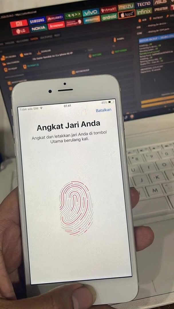 rueuruwa's tweet photo. iphone 6 plus 64gb wifi only

lengkap hp,charge,box
icloud kosong, semua normal
600k nego, no link, direct only https://t.co/4WC3MF9plP