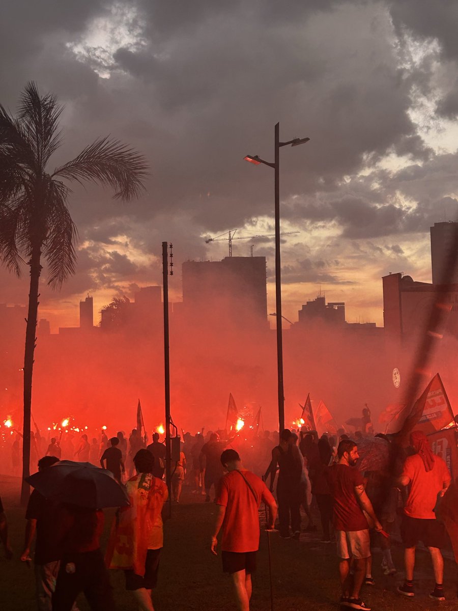 neeitans's tweet photo. manifestação mais linda em goiânia, não seremos quintal de ninguém https://t.co/tWk5YVFif8
