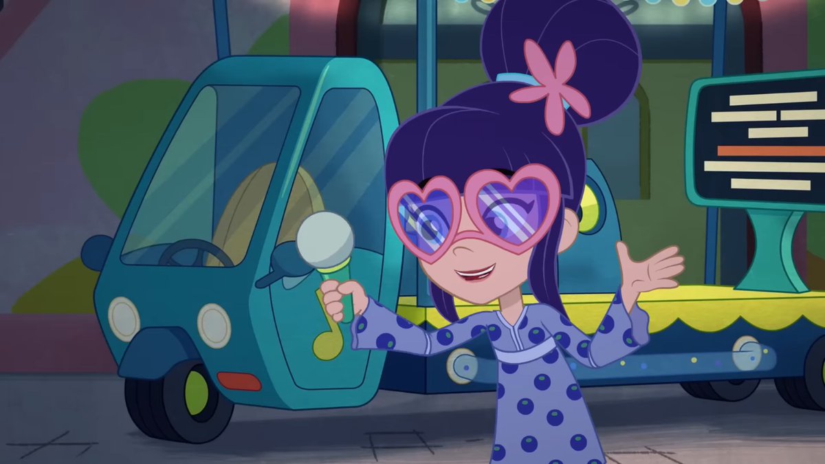 MarcSan43683793's tweet photo. Good morning!😃 HALLOWEEN IS THIS WEEKEND!🎉🎃👻💀🪦 Who’s ready? Also tonight is a new Treehouse of Horror!🌳🍩 Woo hoo!💛 Buckleberry (Huck x Blueberry), #halloween, and The Simpsons 4ever!❤️💙🧡💛 #strawberryshortcake #berryinthebigcity #buckleberry #treehouseofhorror https://t.co/bjGwbh0la4