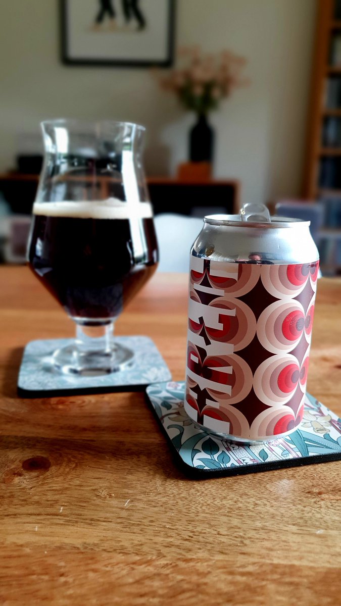 moneight's tweet photo. Sunday supping .. @BRLObeer 🍻
#afterworker #porter #beerpic https://t.co/s25CPvqXfE