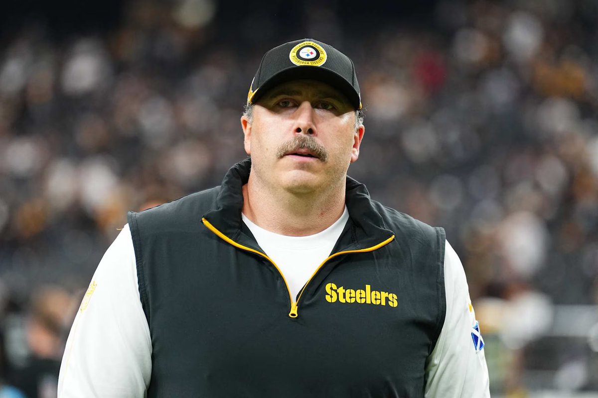 TomlinSteelers's tweet photo. We owe Arthur Smith an apology.

I genuinely think he was a better play caller for the Steelers than Mike McCarthy is. https://t.co/tEmECeQEDn