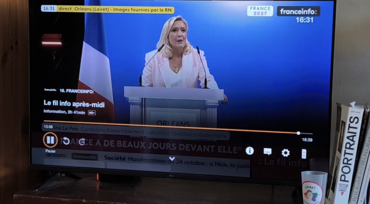 MouMou_Guichard's tweet photo. #Orleans Le meeting du FN est diffusé en direct sur l'ensemble des chaînes d'info en continu, service public compris. 
Hallucinant. https://t.co/l8VZONrKki