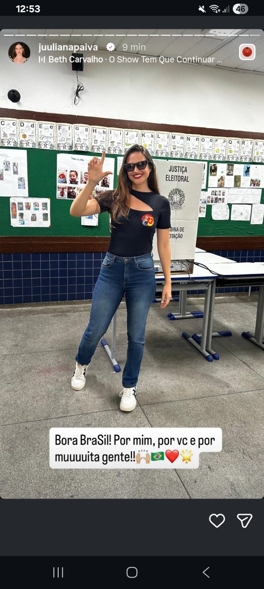swmmerspell's tweet photo. JULIANA PAIVA ARTISTA ❤️ https://t.co/6Q7y5rN8GD