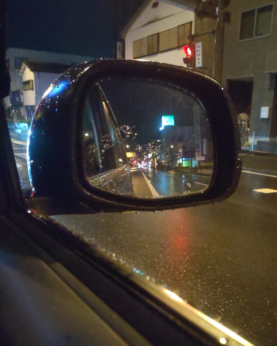 katsuhiro2021's tweet photo. 「雨」＋「夜」、でもガラコで安心、安全運転🫡 https://t.co/fnyoCniexu