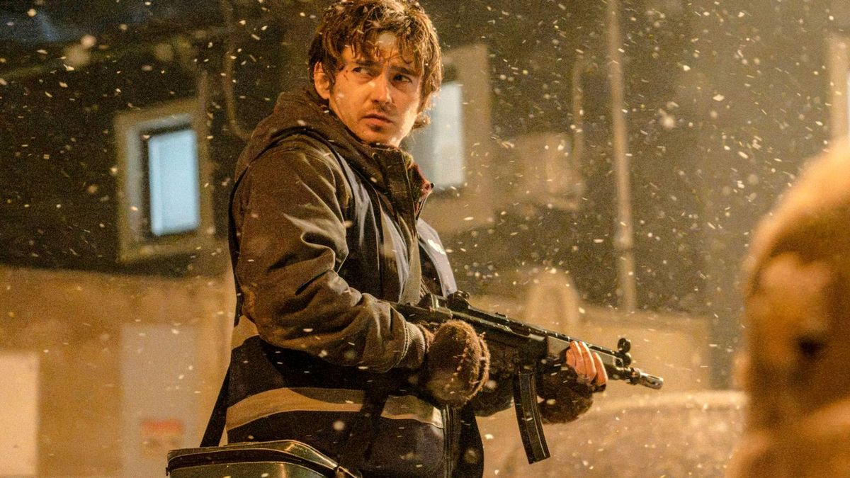 screenrant's tweet photo. EXCLUSIVE: One of #AustinAbrams' former Walking Dead co-stars, Chandler Riggs, Is weighing in on his #ResidentEvil reboot:

"I loved Resident Evil. He did a really, really great job."

Read More: https://t.co/TuEkRApFRP https://t.co/9XQYR2MRZ7