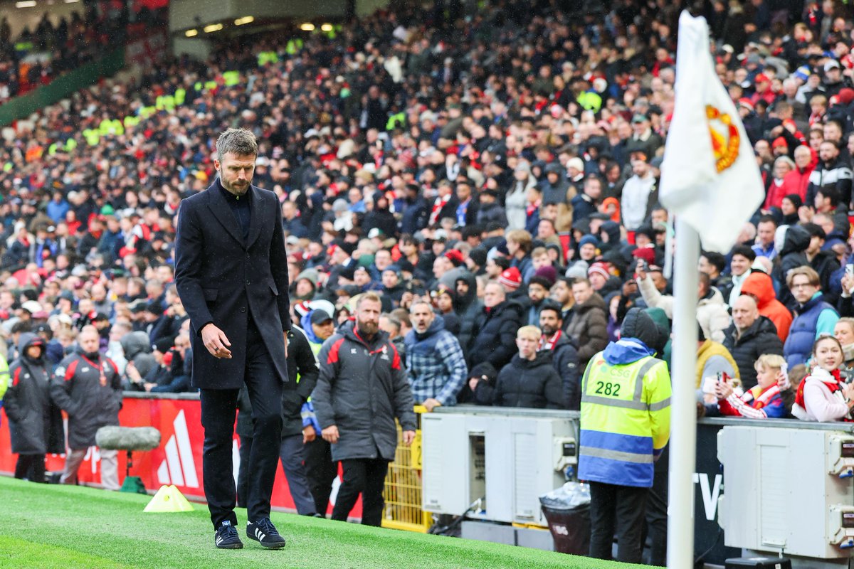 Footballtweet's tweet photo. The Old Trafford faithful showed their true colours today. 👏🔴

Despite watching their team get humiliated on the pitch, they stood firmly behind Michael Carrick, singing his name throughout the game and making it clear where their loyalty lies.

Then, as the players made their way down the tunnel, the boos rang out. The fans are absolutely disgusted with what they've witnessed since the start of the season, and they know the problems at Manchester United go far beyond the manager.

Carrick has done more for that football club than most of those players ever will, yet he could be sacked tonight because, once again, a group of players appear to have downed tools when things got tough.

Another manager potentially sacrificed while the same problems remain. It's a disgrace.