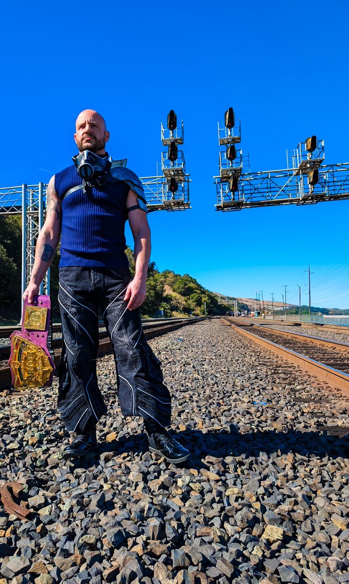 link2futureftf's tweet photo. "No one lives in the slums because they want to. It's like this train. It can only go where the tracks take it."
@fullqueer @officialUGWA https://t.co/SfmVua9C3j
