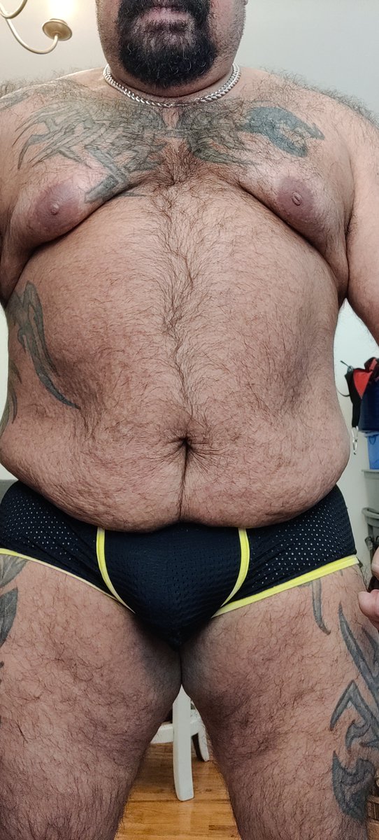 texas_hound's tweet photo. Hanging heavy. Mesh briefs doing their best to contain the situation. #gaybulge #bulge #gayporn #vpl #manbulge #nsfw https://t.co/tkLVU7qVoD