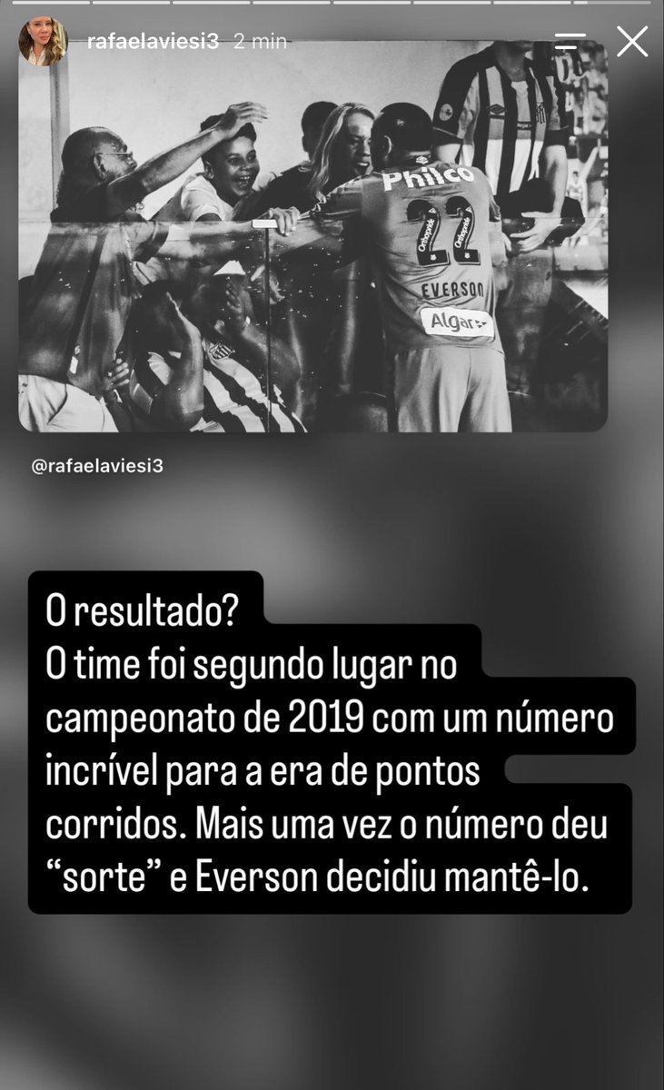 essesusersai's tweet photo. a Rafaela, esposa do Everson, acabou de explicar nos stories o porquê dele usar a camisa 22, para que NINGUÉM confunda com posicionamento político. EVERSON É DE ESQUERDA https://t.co/6zFlGSXZXh