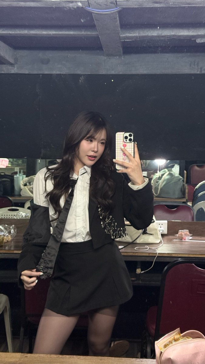 Arleememory's tweet photo. 📱𝘼𝙍𝙇𝙀𝙀'𝙎 𝙐𝙋𝘿𝘼𝙏𝙀 : [ iAM48 ] 

- jew &amp; palmmy birthday fanmeet 🎂🍰:—)

🍋 https://t.co/OTSA6VN4Ee

#ArleeBNK48 #BNK48 https://t.co/ET7dvScXpw
