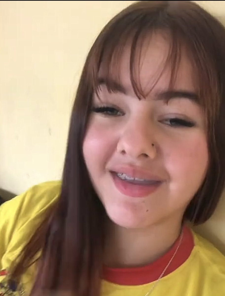iNDOMABLEenX's tweet photo. ☠️🔥 LA DESCABEARON SIN PENA☠️💥

La víctima fue identificada como Leslibeth Anahí García Farías, una adolescente de 16 años.

El hallazgo macabro ocurrió en coliseo César Fadul la policía, encontró una cabeza humana dentro de una funda negra. https://t.co/8S3m9mTKdl