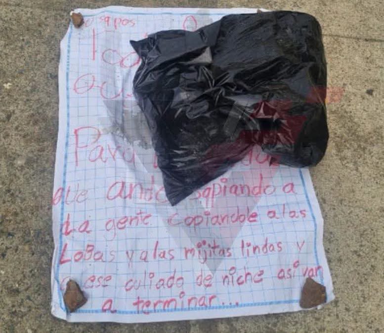 iNDOMABLEenX's tweet photo. ☠️🔥 LA DESCABEARON SIN PENA☠️💥

La víctima fue identificada como Leslibeth Anahí García Farías, una adolescente de 16 años.

El hallazgo macabro ocurrió en coliseo César Fadul la policía, encontró una cabeza humana dentro de una funda negra. https://t.co/8S3m9mTKdl