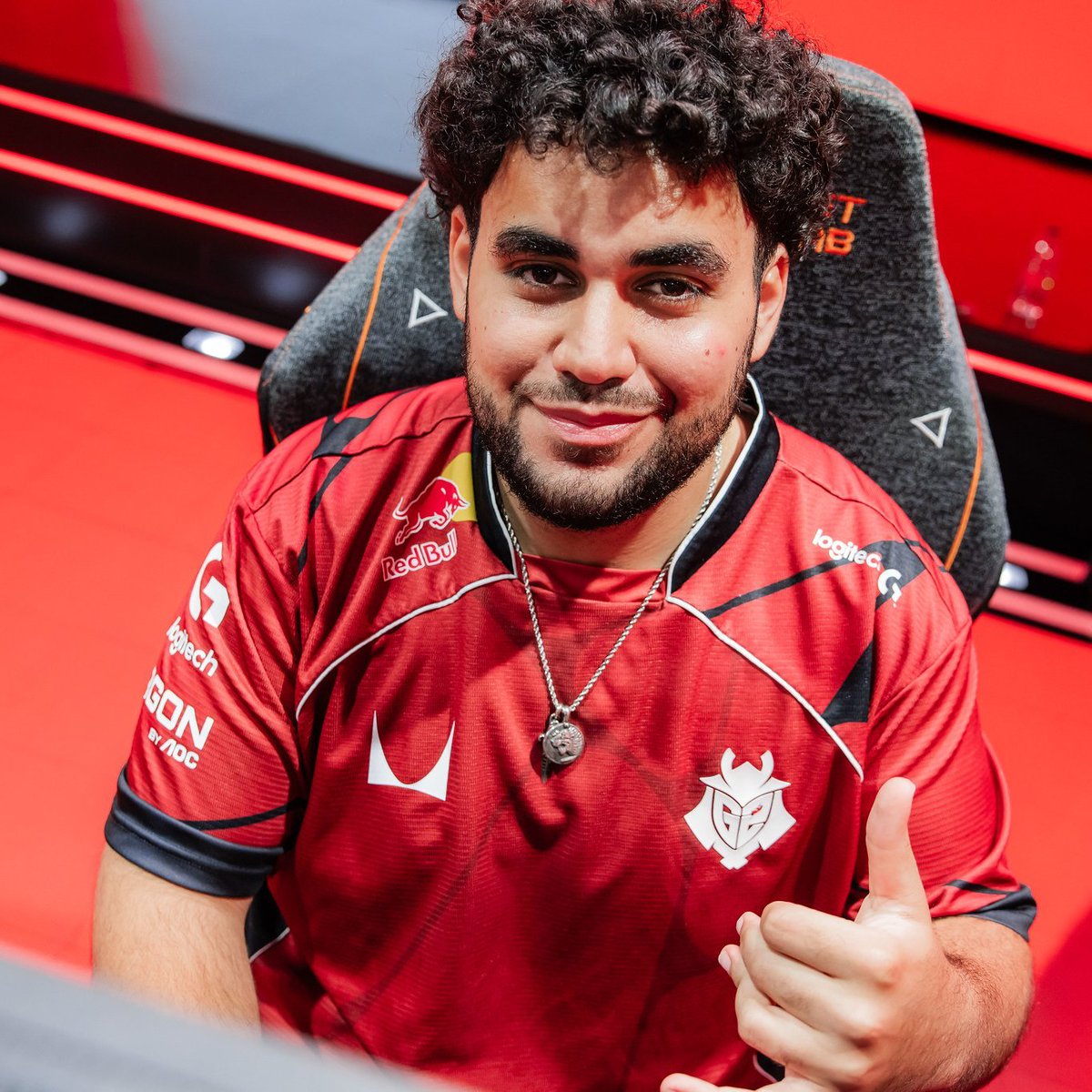 Lembo006's tweet photo. LEAK: Valyn, hasta ahora IGL de G2, fichará por @FNATIC para #VCTEMEA

Reporte de @anonimotum. Tenía un acuerdo con LYON en caso de entrar en franquicias, pero finalmente acabará en FNATIC y se une a los fichajes de Marteen, Minny y ANGE1. ¿Qué os parece el proyecto? 👀 https://t.co/zA94CZqRPS