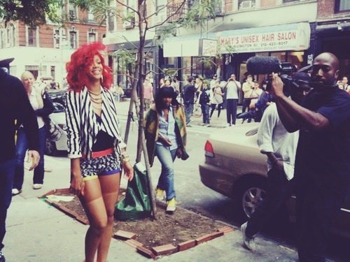 RihannaDaily's tweet photo. 📅 16 YEARS AGO TODAY: Rihanna released “What’s My Name?” on October 25, 2010. ❤️‍🔥 https://t.co/pgHx6pROtc