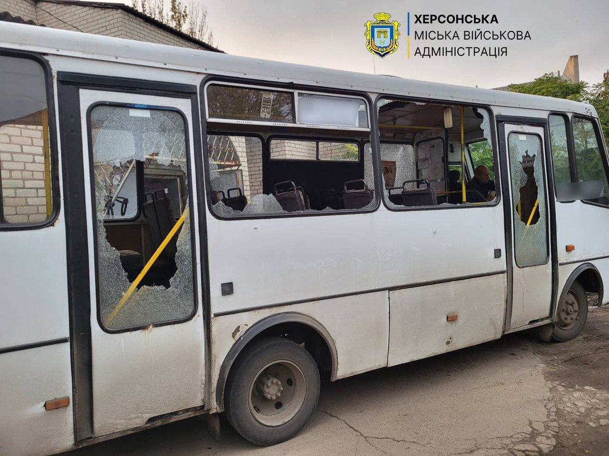BohuslavskaKate's tweet photo. Russian "humanitarians" are striking public buses again. This time in Kherson. A 67-year-old man was killed‼️ https://t.co/rONvUb0H62