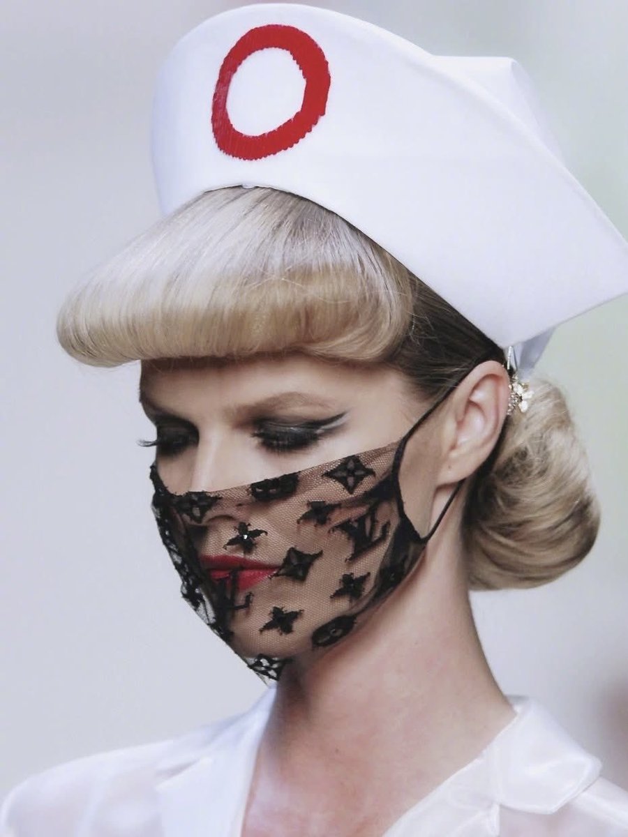 amorprnt's tweet photo. Louis Vuitton nurses for S/S 2008 https://t.co/7CoELXQRoO