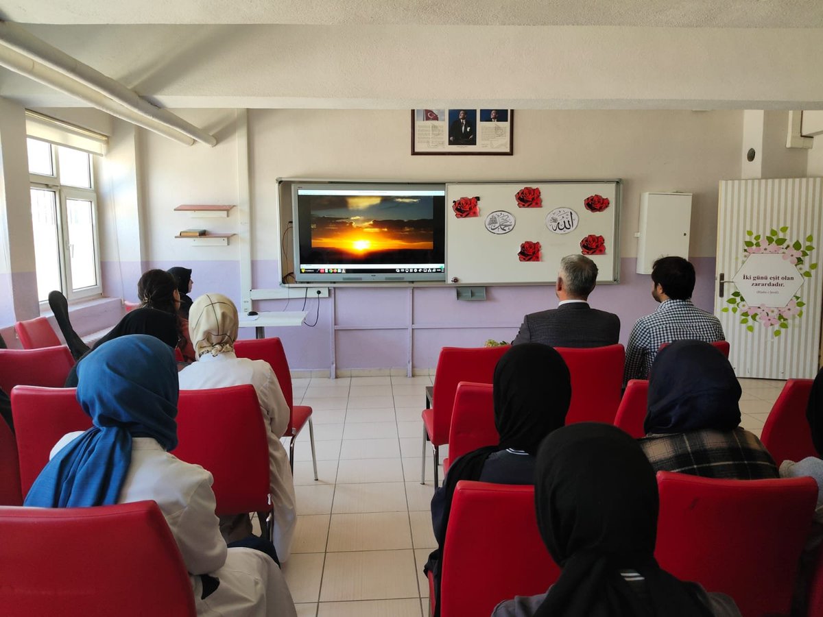 AlacaMem's tweet photo. İlçe Milli Eğitim Müdürümüz Emrullah ŞAHİN İmam Hatipliler Haftası Etkinlikleri Kapsamında İlçemiz Kız Anadolu İmam Hatip Lisesinde düzenlenen programa katılım sağladı. 

@tcmeb
@Yusuf__Tekin
@Corum19MEM
@CemilCaglar60
@emirsahin6133 https://t.co/b2uW4p4sIS