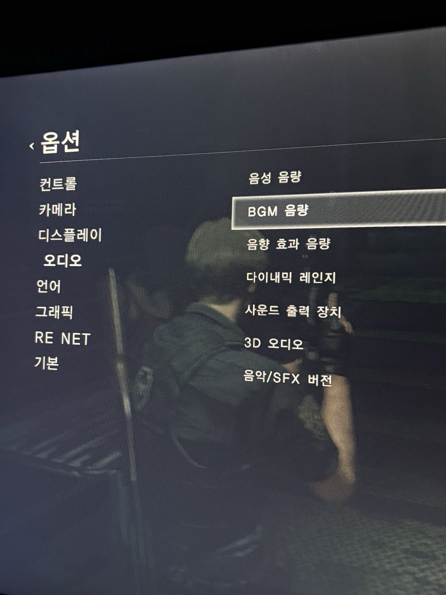 apahoug's tweet photo. 난그냥 에이다언니랑 산책하고싶었던것같애, 
괴물죽이능거말고.. https://t.co/JY91jrxH5q