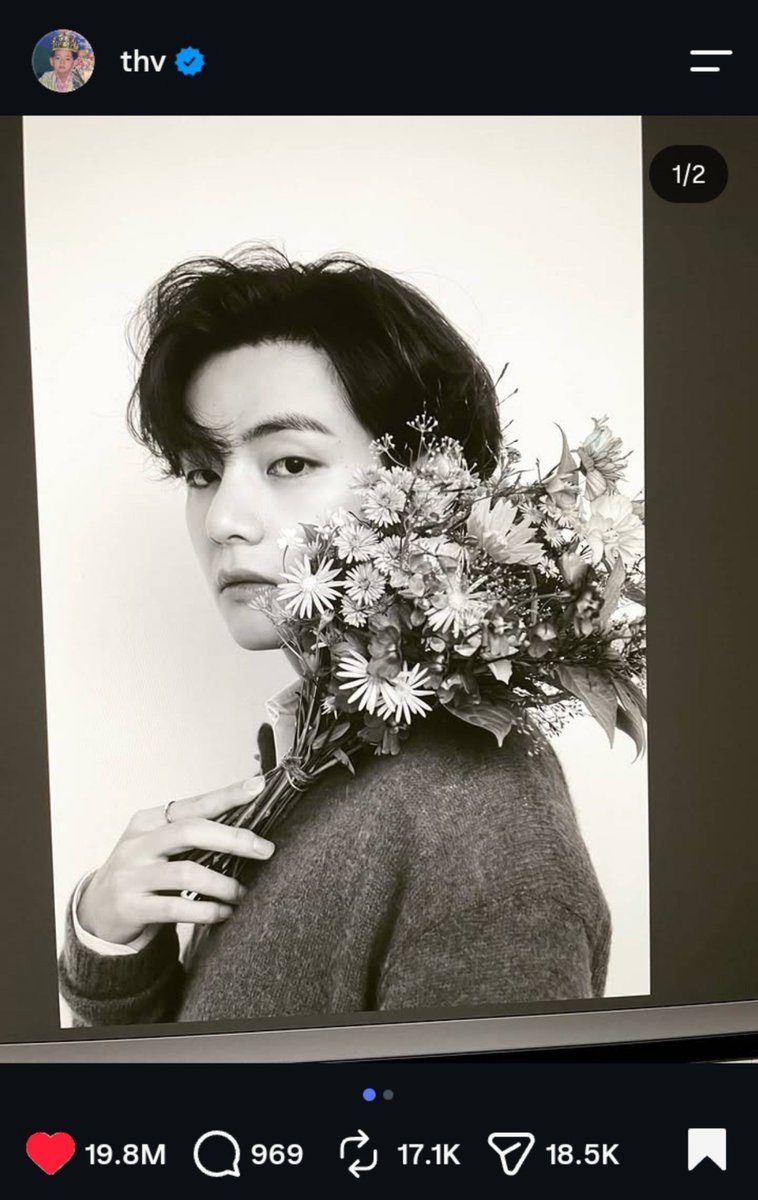 meikthvs's tweet photo. Korea will never have another idol as iconic and popular as thv https://t.co/Ko2iJxGzhL