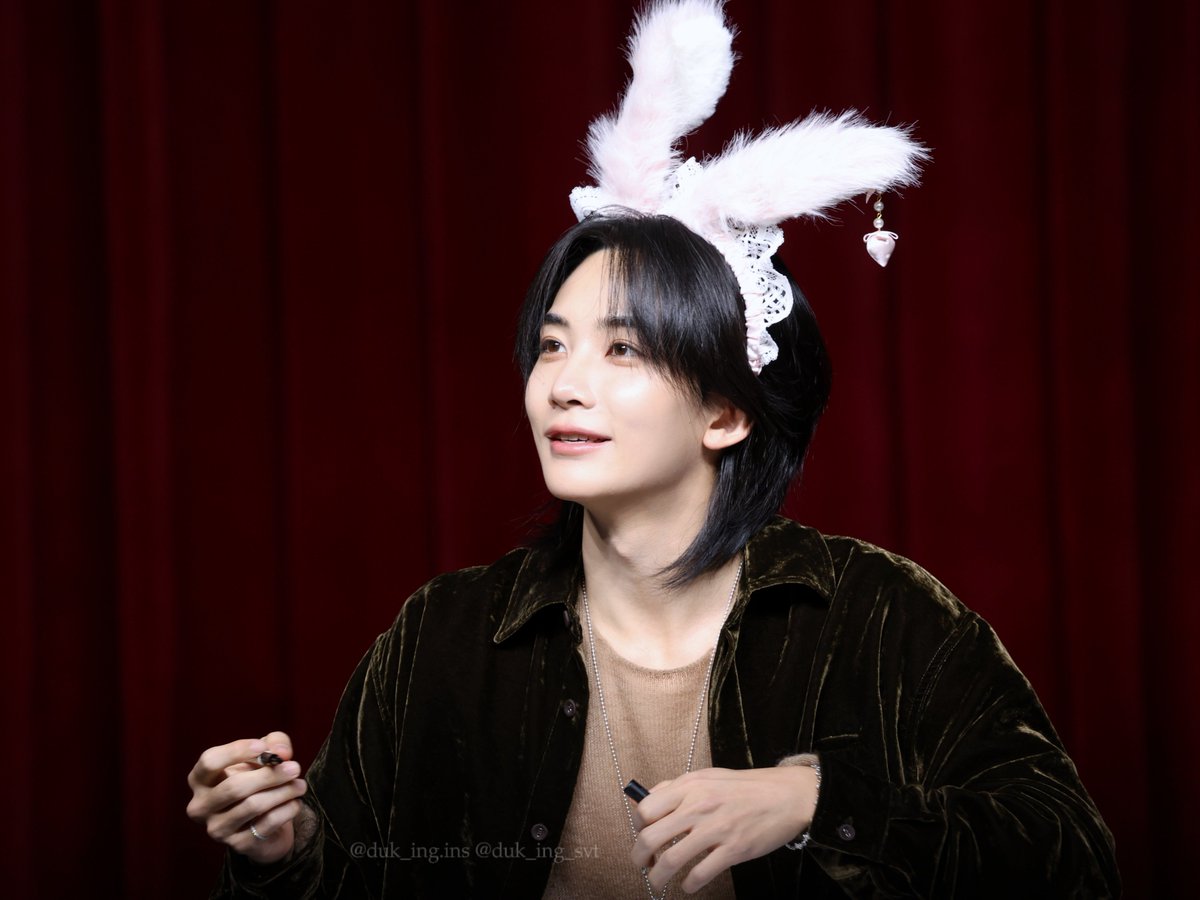 duk_ing_svt's tweet photo. 261025 뮤직플랜트

#정한 #조슈아 #JxJ https://t.co/UJojtk8zLX