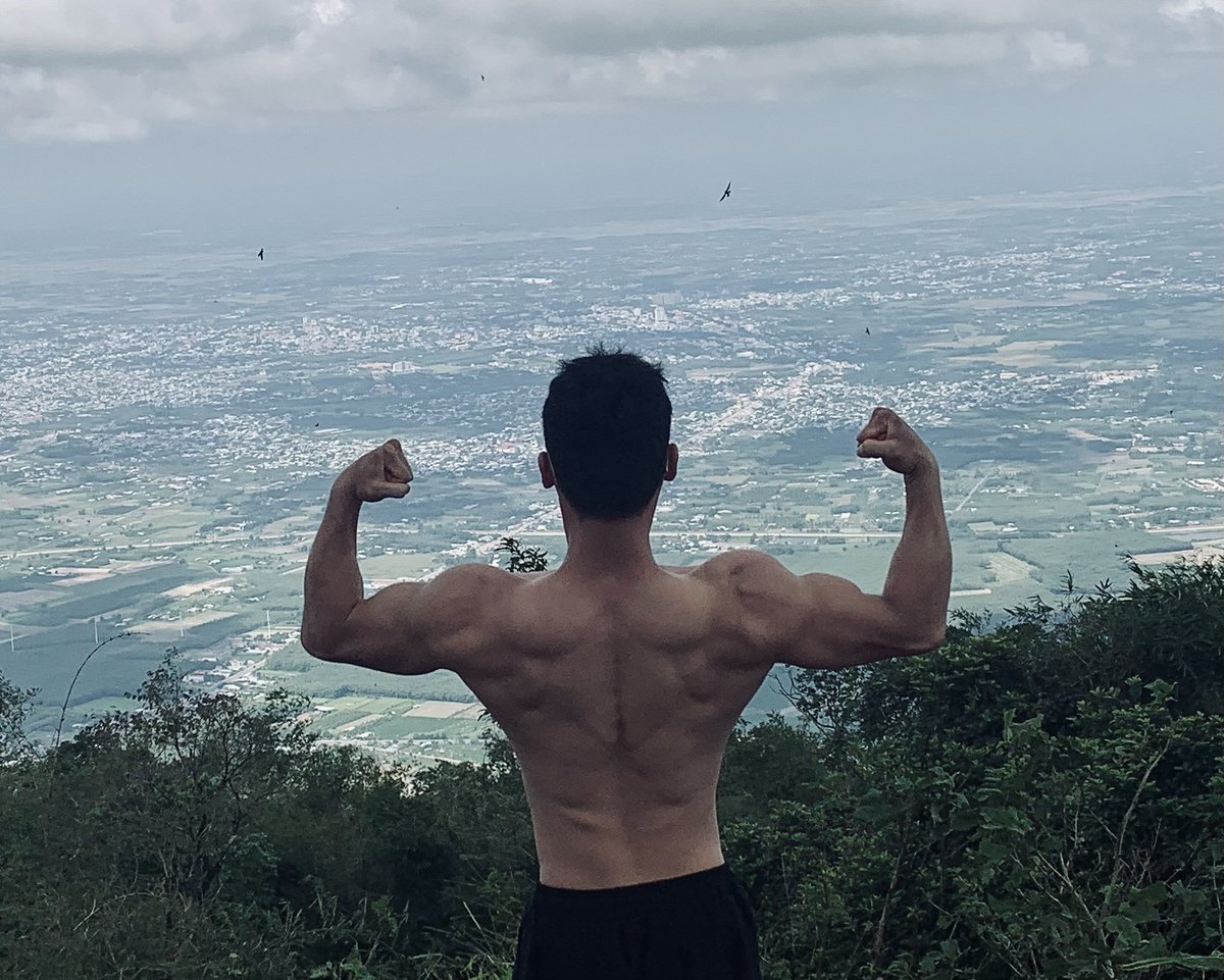 NghiaCalis's tweet photo. Trekking bà đen 🏔 https://t.co/Yw9NZxFF57