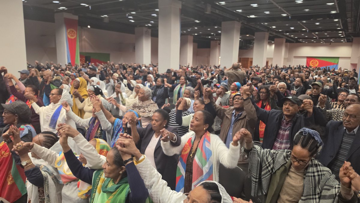 SirakBahlbi's tweet photo. #Eritreans in London are kicking-off their Mekete Seminar now! The patriotic atmosphere is palpable. #EritreaforEeitreans  @PNetabay https://t.co/NImi8UV6hr