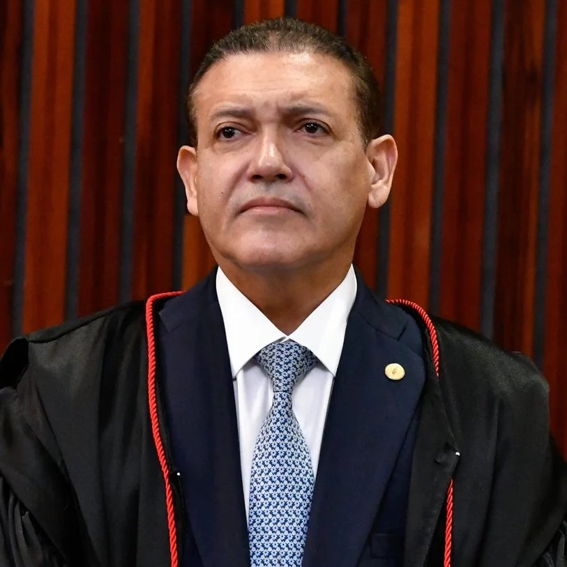 republiqueBRA's tweet photo. 🚨 ⏰ Presidente do TSE, Kassio Nunes Marques, dá 30 minutos para o TRE-BA e a PGE se manifestarem antes de decidir sobre a prorrogação do horário de votação na Bahia. https://t.co/9mE9Ze0MQz