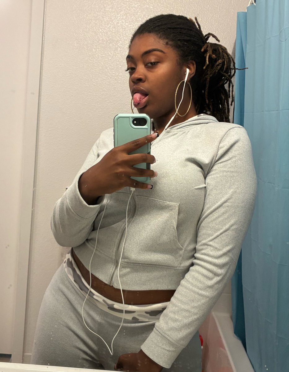 nylabillz's tweet photo. was listening to the album Pinball ll ….8/10🙂‍↕️

 (I’ll rate it again when I’m actually at peace because I was in the shower😁) https://t.co/K0RB9JDAb0