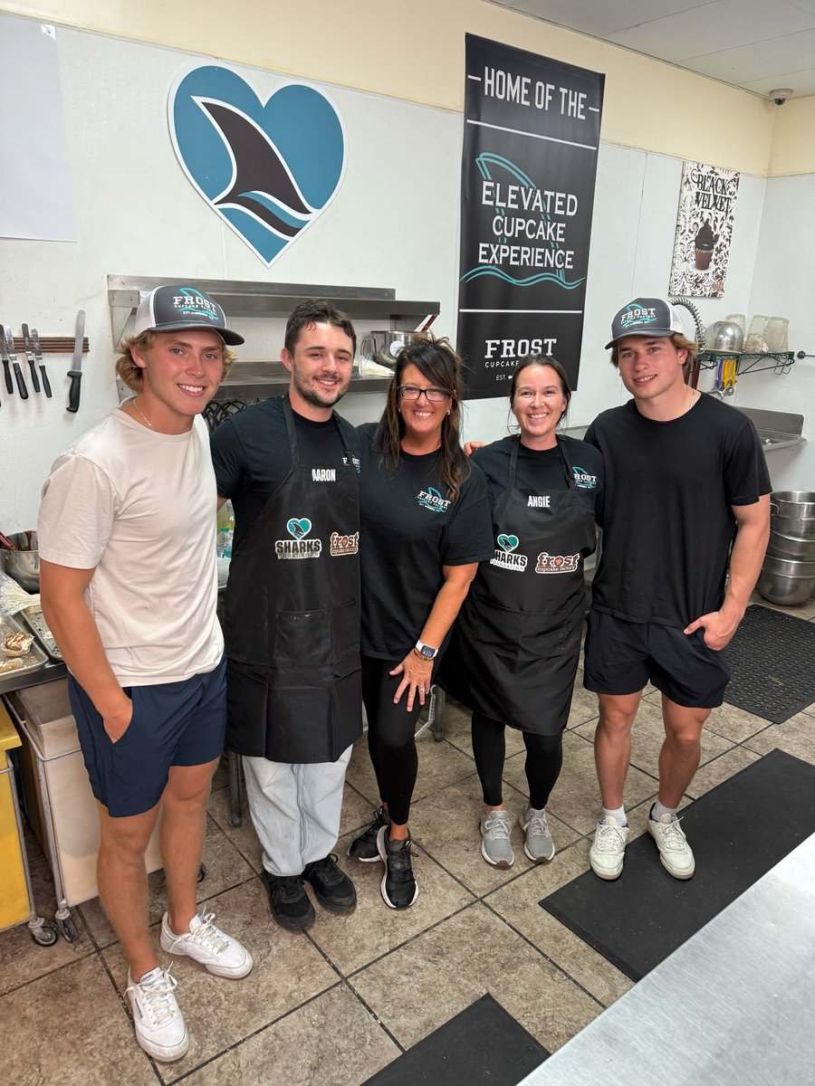 willmackupdates's tweet photo. New photos of Will and Macklin from the Elevated Cupcake Experience.

https://t.co/5AR605AJMN https://t.co/N8kL7dSOwy