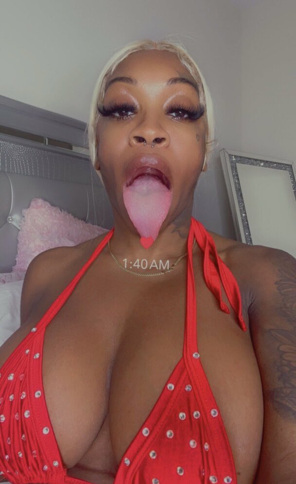 Ameliawilliam56's tweet photo. Happy Sunday 🥵 https://t.co/o6CT7Idr42