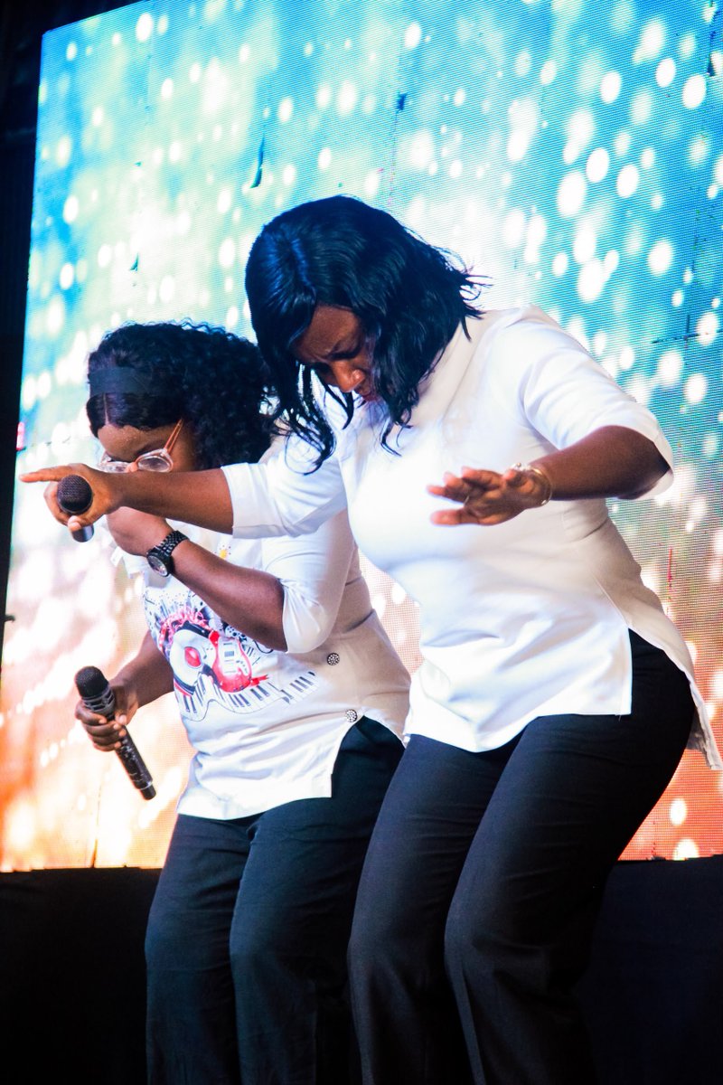 DaySpringVLBC's tweet photo. Miracle on miracles 🎶

The choir ministered "Million Little Miracles" by Maverick City Music and Elevation Worship today, and it was a subtle reminder of God's Faithfulness through every season of our lives. 

#ChoirMinistration
#DaySpringChapel 
#ThanksgivingService https://t.co/B5MymnAnwe