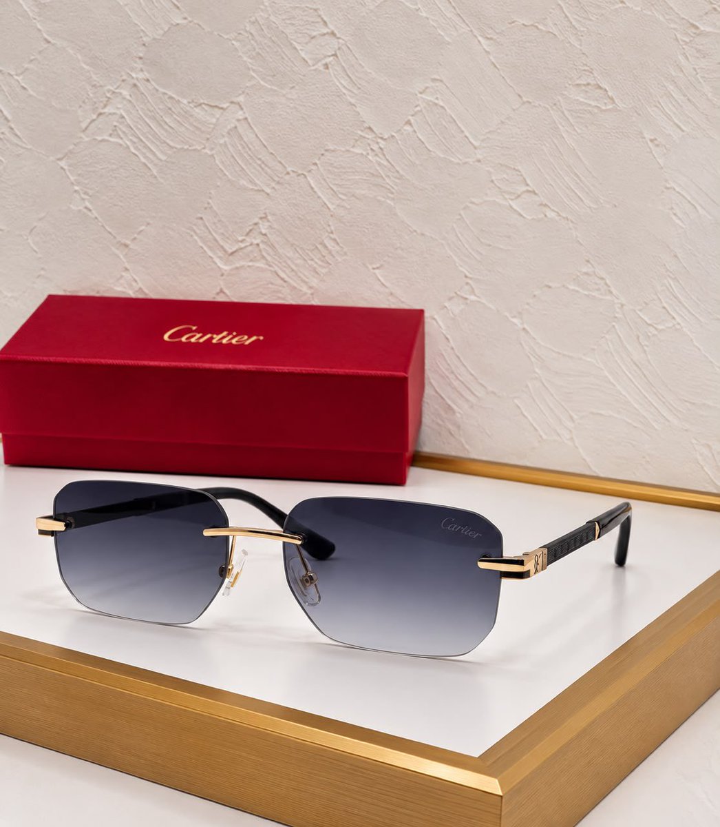 Ewa_oyin's tweet photo. 😍

stylish  sunglasses 
- 🏷️ 16,500
- available in 6 colours 
- Comes in hard case 

Send a dm to order 😍
Lagos/delivery is nationwide. https://t.co/CzFC203D3Q