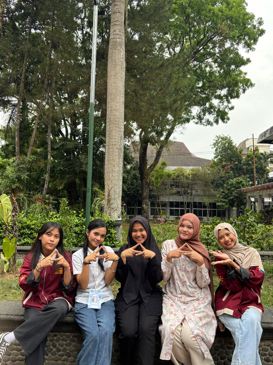 KinnotesR's tweet photo. admisi mode Tanggerang https://t.co/foluubUop3