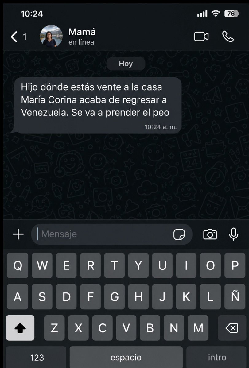 mykkolas's tweet photo. *Maria Corina aparece en Venezuela*
Mi mamá; https://t.co/pmqbdFjNSi