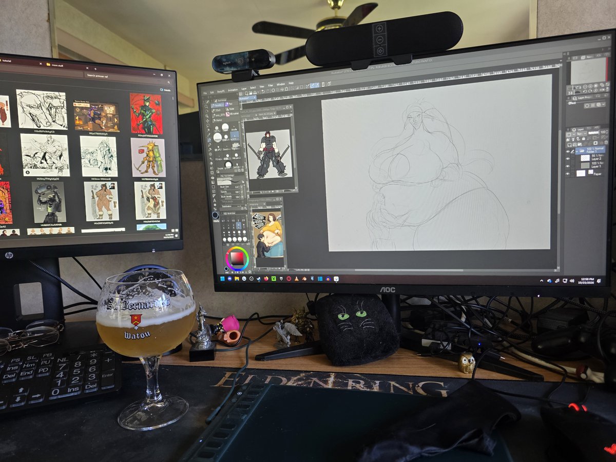 Owlizard's tweet photo. Getting work done the best way I know how. https://t.co/XYL4GDjFKd
