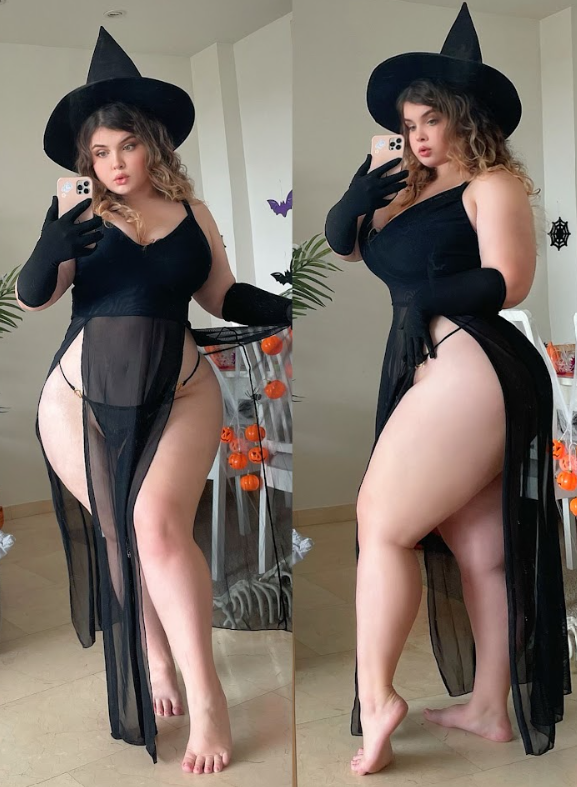 marienymph's tweet photo. Is my Halloween look good to go? 🧙‍♀️ https://t.co/1hwEw6kb3A