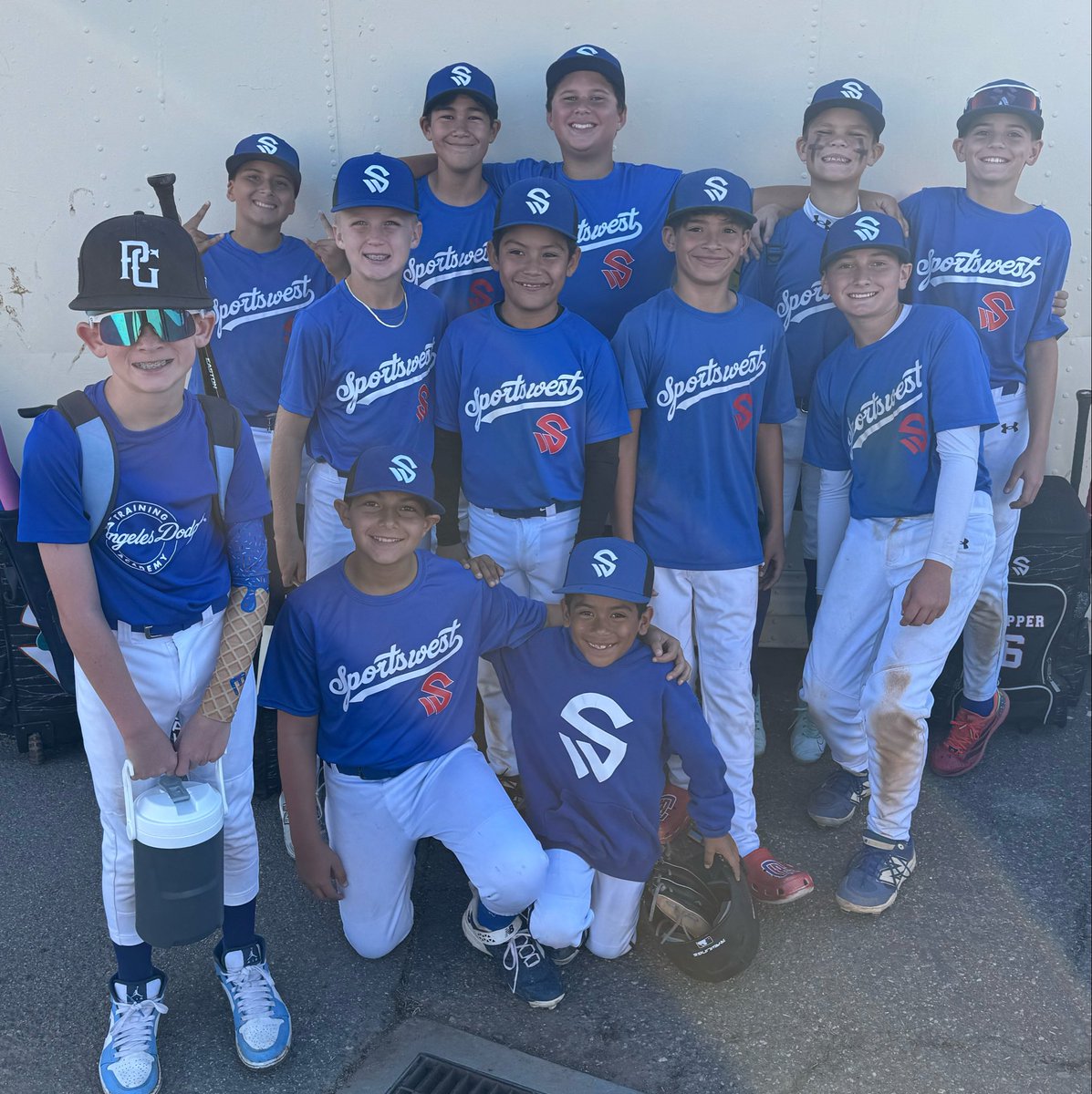 SWBaseballClub's tweet photo. Sportswest Beats Cam Elite 10-1. Teddy Hastings with a 💣. Semi Finals at 12:30 
#SportswestPlayerDevelopment📈 
#SWBaseballClub⚾️ https://t.co/RlM3uD70Ch