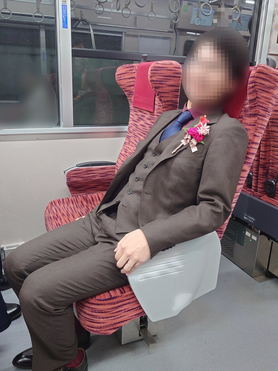 bassclatto_ga's tweet photo. 2026.10.24
99:1421-
ウェディング・ウィング号

赤い電車で貸切列車を走らせて結婚パーティーを開催いたしました。京急オタクとして素晴らしい空間でかけがえのない時間を過ごすことができ、感無量でした！

運行に携わってくださった皆様、ご乗車いただいたご参列の皆様に、心より感謝申し上げます🙇 https://t.co/41Pd0j7bek