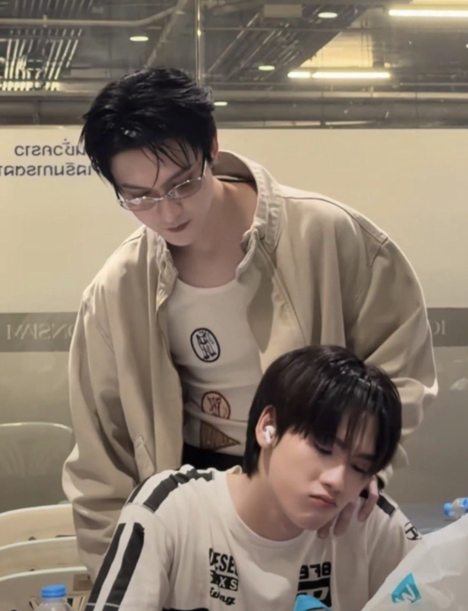 hoshibxmi's tweet photo. โหไส้ดิบบไม่ไหวหว่ะ💥💥💥💥 https://t.co/LInG07FSDE