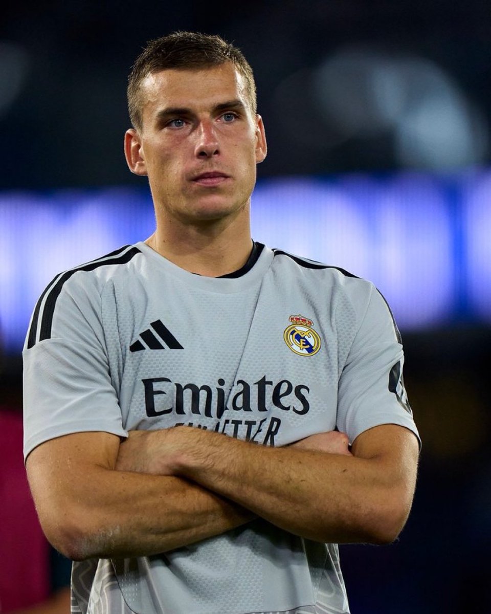 paupecf's tweet photo. 💣🚨 | LUNIN A MOURINHO TRAS ENTERARSE DE QUE SERÍA TITULAR EN EL CLÁSICO

🗣️ «Tranquilo, míster. Voy pa’ dentro, no ando en paquete ni en falacia. Ahí adentro voy a causar una desgracia»

🔥 EL UCRANIANO ESTÁ PREPARADO https://t.co/8Blp7GEMGK