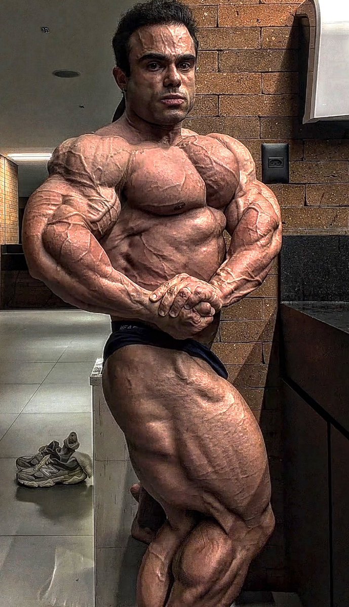 MuscleJacking's tweet photo. Lucas giving me an instant boner 🍆🍆🍆🍆 right away https://t.co/eMith1jK9S