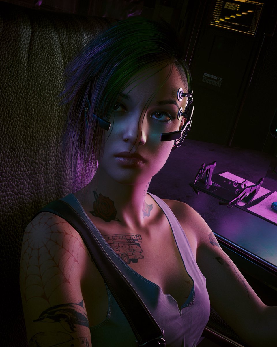 valeattv's tweet photo. that’s wife #cyberpunk2077 #judyalvarez https://t.co/GmiWGAoBDi