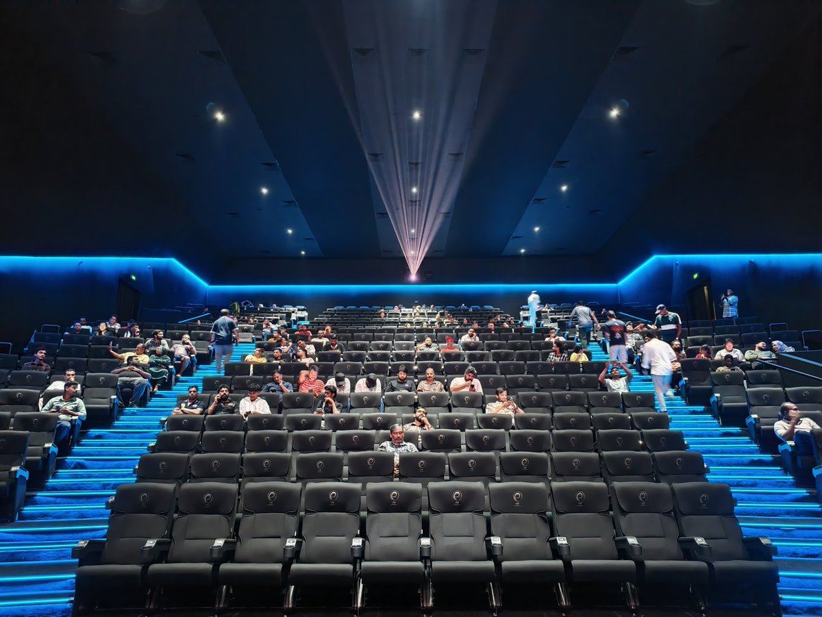 rahool360's tweet photo. So finally #DolbyCinema #Kochi @EVMCinemasKochi opened today to the public with #Jailer2. 
.
.
Ticket rates
Silver : 300
Gold : 400 https://t.co/NYhdDEFzRY
