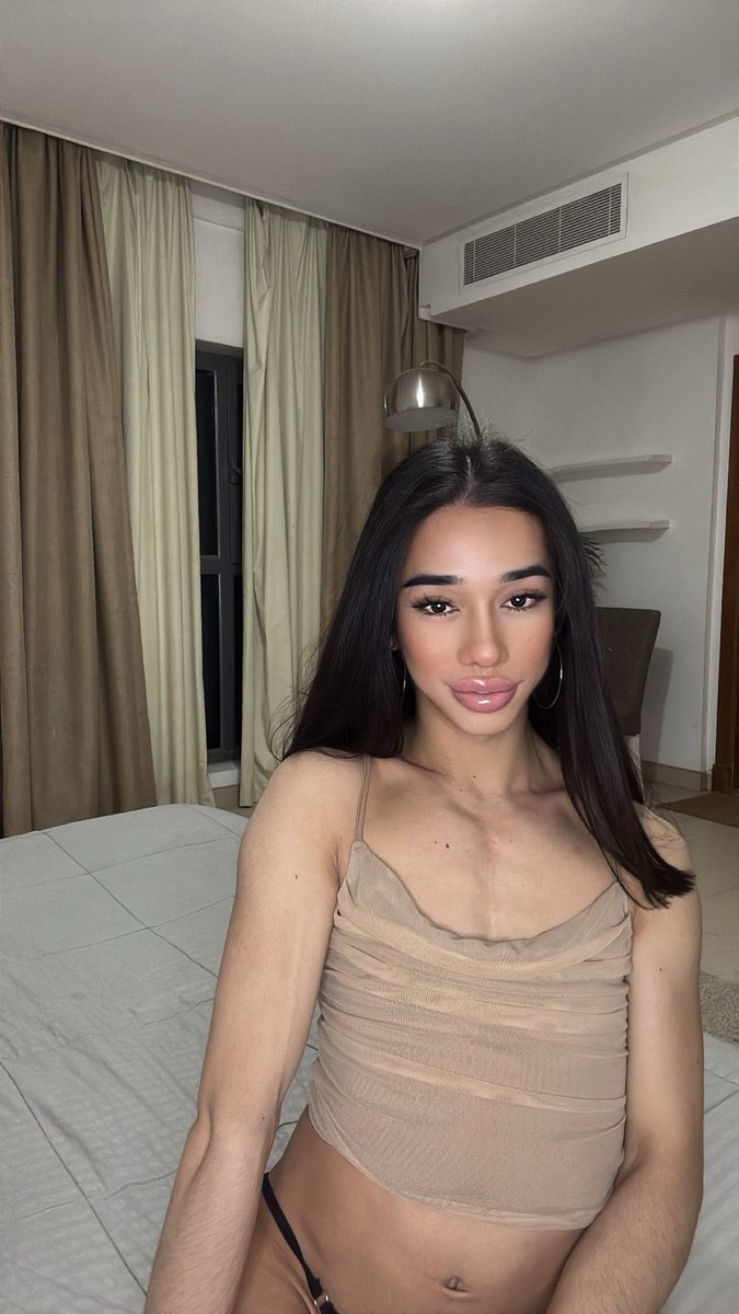 boirxys's tweet photo. #ladyboy_bahrain #ladyboy_Juffair
#ladyboybahrain🦖_ https://t.co/8iZolw9vbF