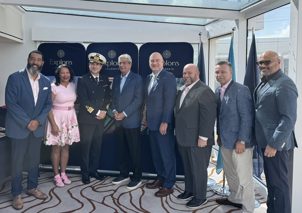 PortMiami's tweet photo. Welcome to PortMiami, @ExploraJourneys’ Explora III! 🚢✨

To commemorate the ship’s arrival to the Cruise Capital of the World ®, #PortMiami Director and CEO Jonathan Daniels joined Chairman of @MSCCruisesUSA  Rick Sasso, @CLIAGlobal President and CEO Bud Darr, Consul General of Switzerland Rene Riedi and Captain Pietro Sinisi for a ceremonial plaque exchange, celebrating a special moment for PortMiami. 

We look forward to many memorable voyages ahead.