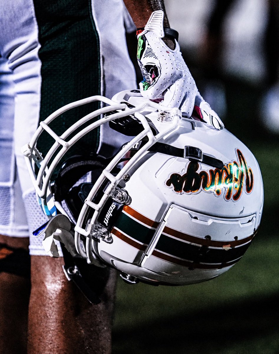 GeauxBeaux8's tweet photo. Took this job in Feb,only had 9 guys in the weight room but God 

Down 17-0 at halftime, 
but the difficult we do immediately and the impossible takes but a second less
25-17

1st 5 win season in 22 yrs
1st winning seasons in 22 yrs 
80th career win

Protect the Standard https://t.co/isFQQwv5vO