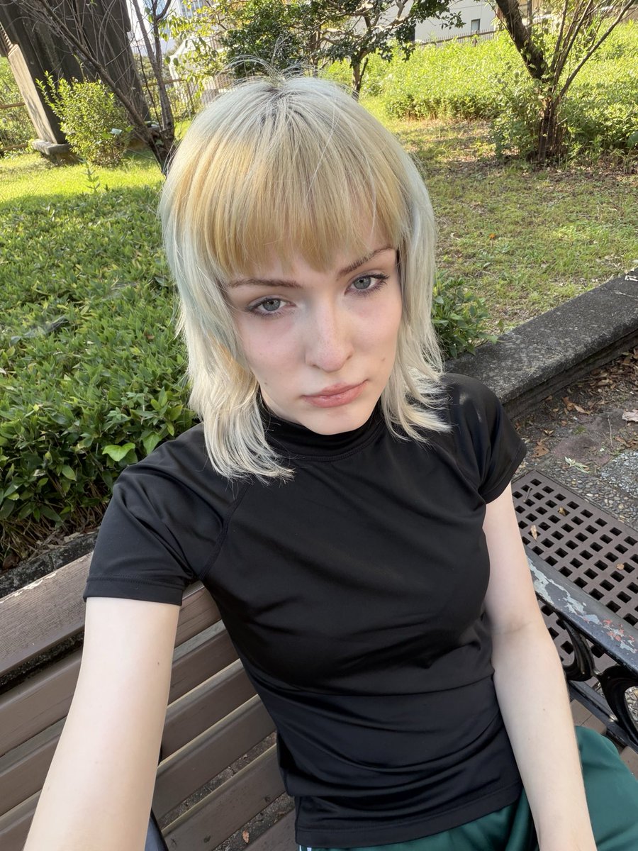 arutajaboogen's tweet photo. They used to worship weird bitches like me, now we just get called slurs on X the everything app https://t.co/2olYwjnsxI
