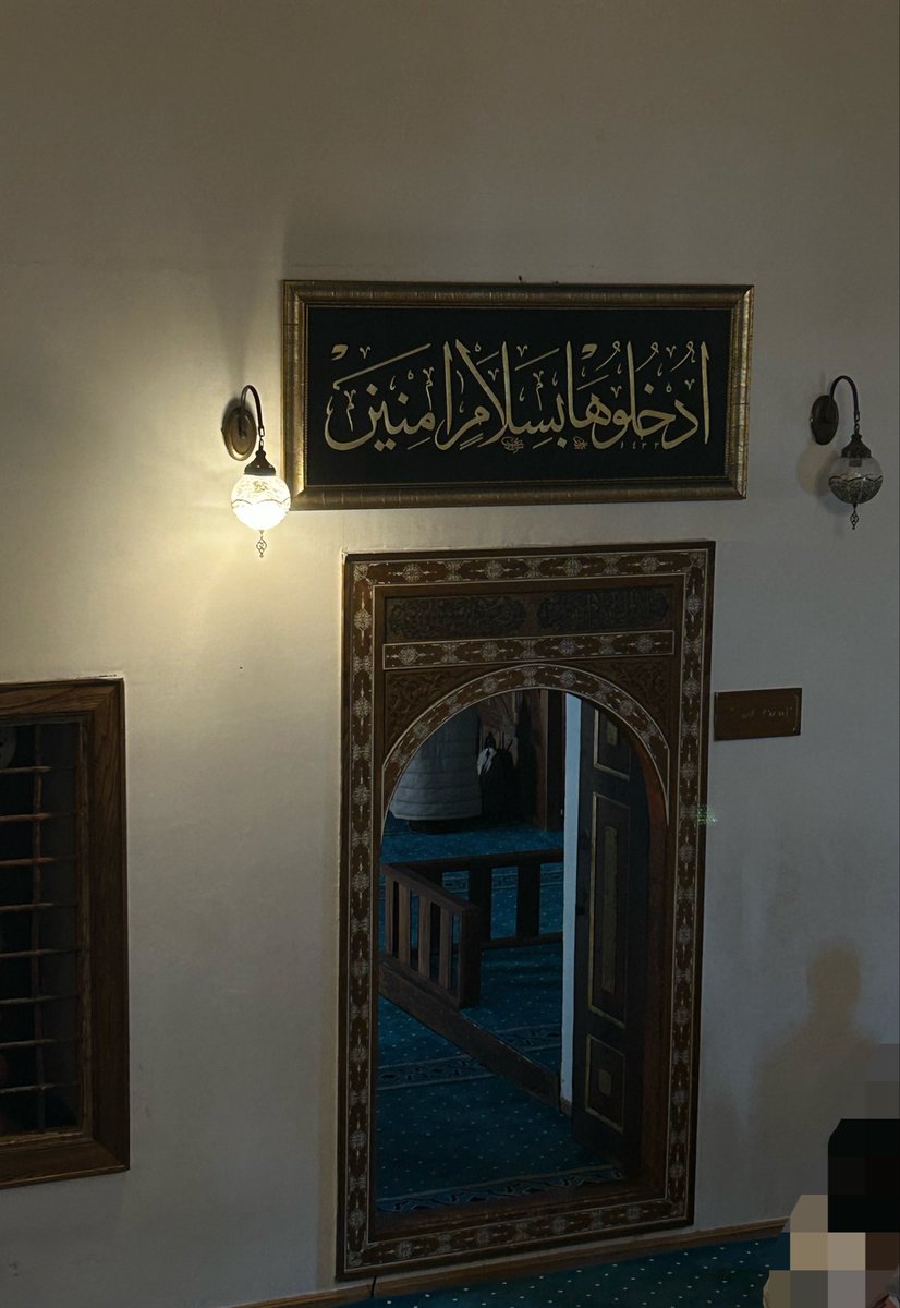 kupraalim's tweet photo. ‘Eşik en sadık derviştir’
Üftade tekkesi | 1448 https://t.co/uNi0BYGp2N