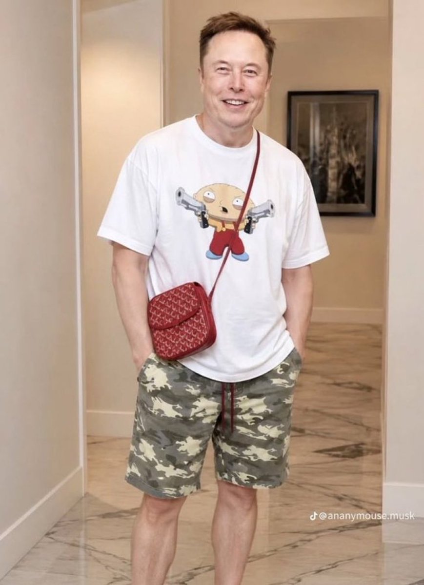 FanMuskqdfc's tweet photo. How would you rate this outfit? 🔥

A. 10/10 ❤️
B. Stylish 😎
C. Too simple 🤔
D. Fashion fail 😂 https://t.co/By4iYOUP3d